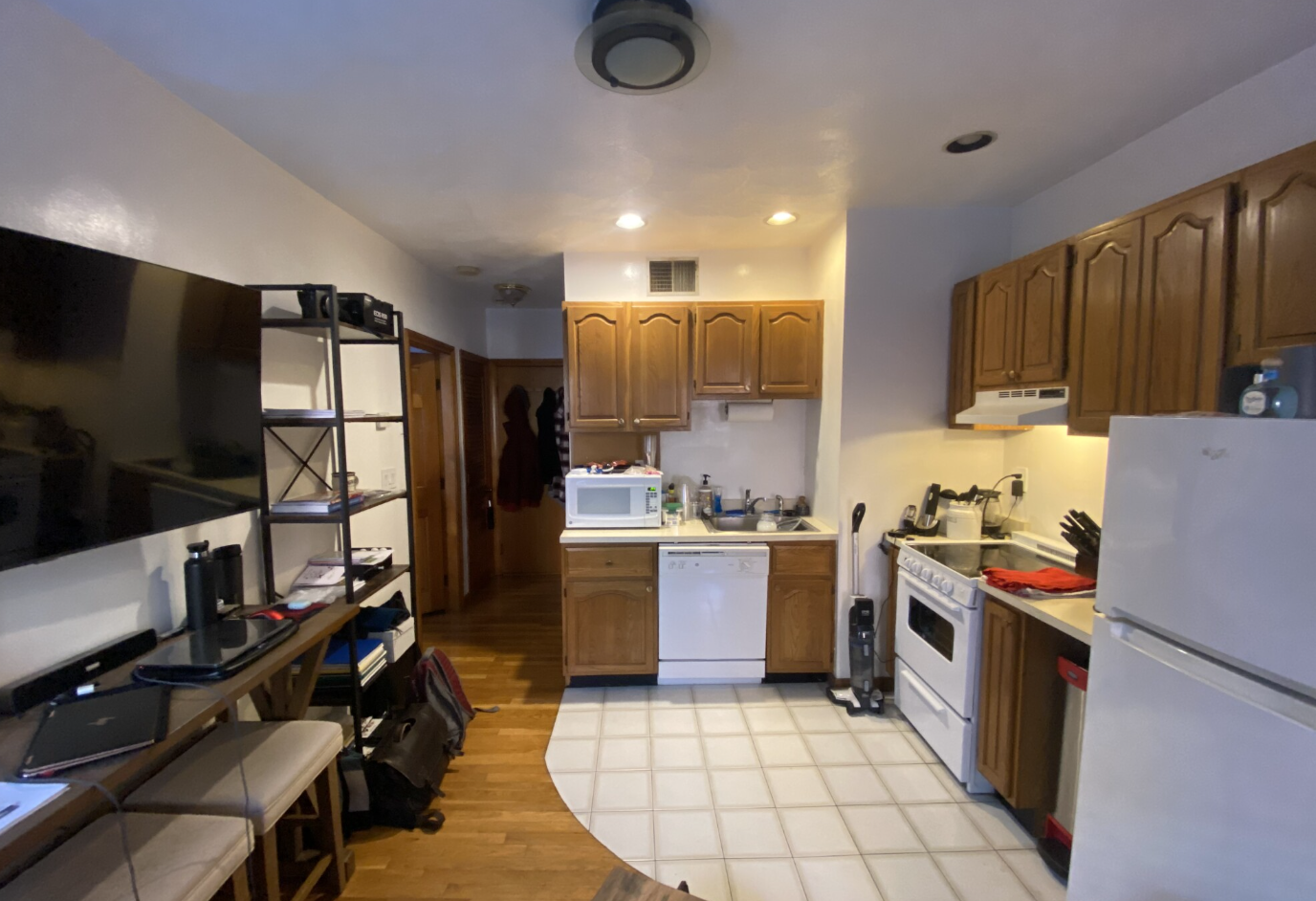 374 North St, North End