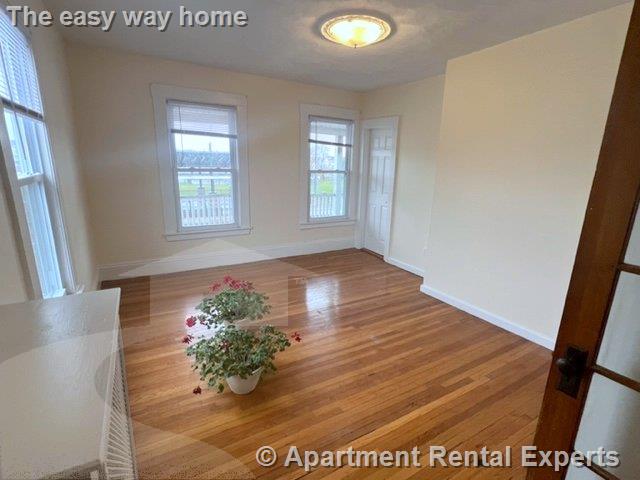 543 Broadway, Magoun Square