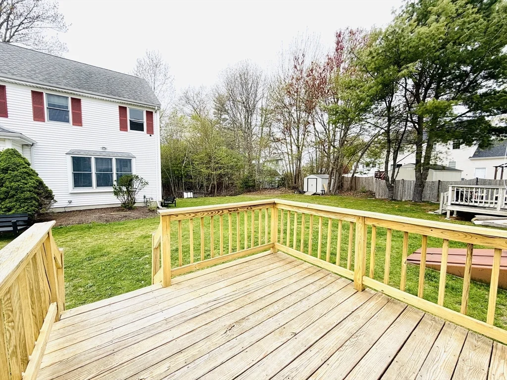 1693 Main St, Weymouth