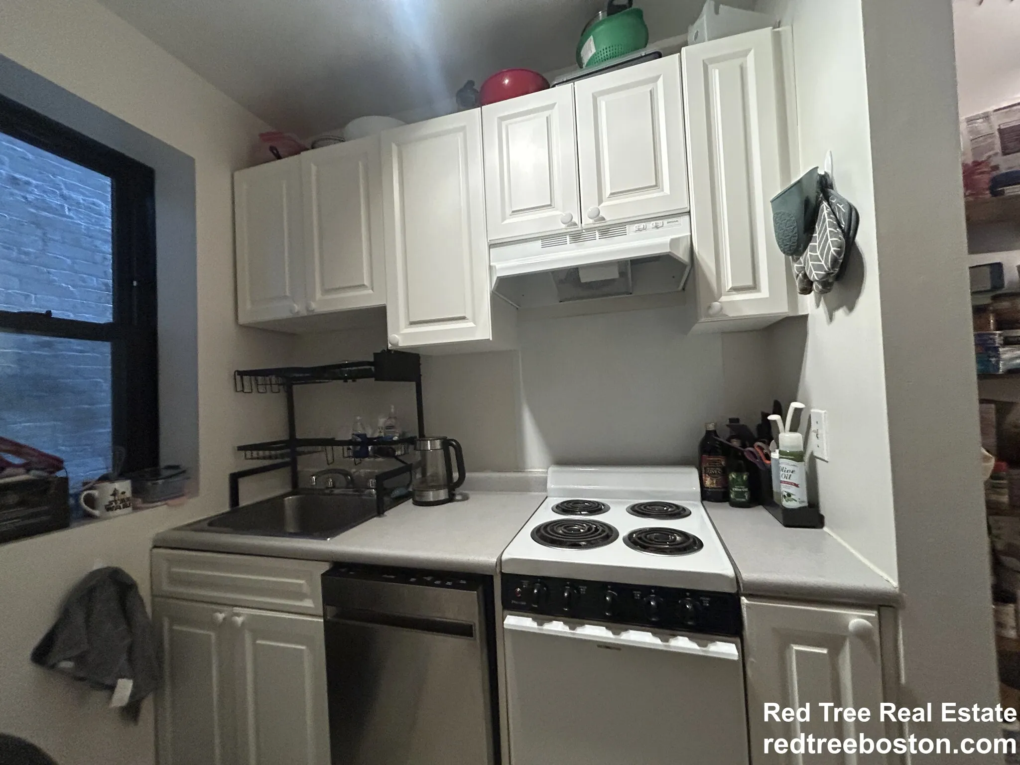 829 Beacon St, Fenway