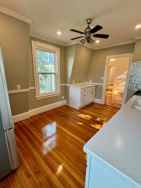 20 Peirce Rd, Lynn