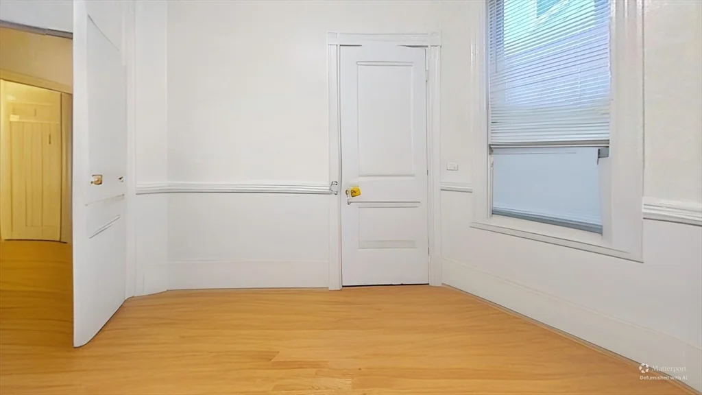 34 Cherokee, Mission Hill