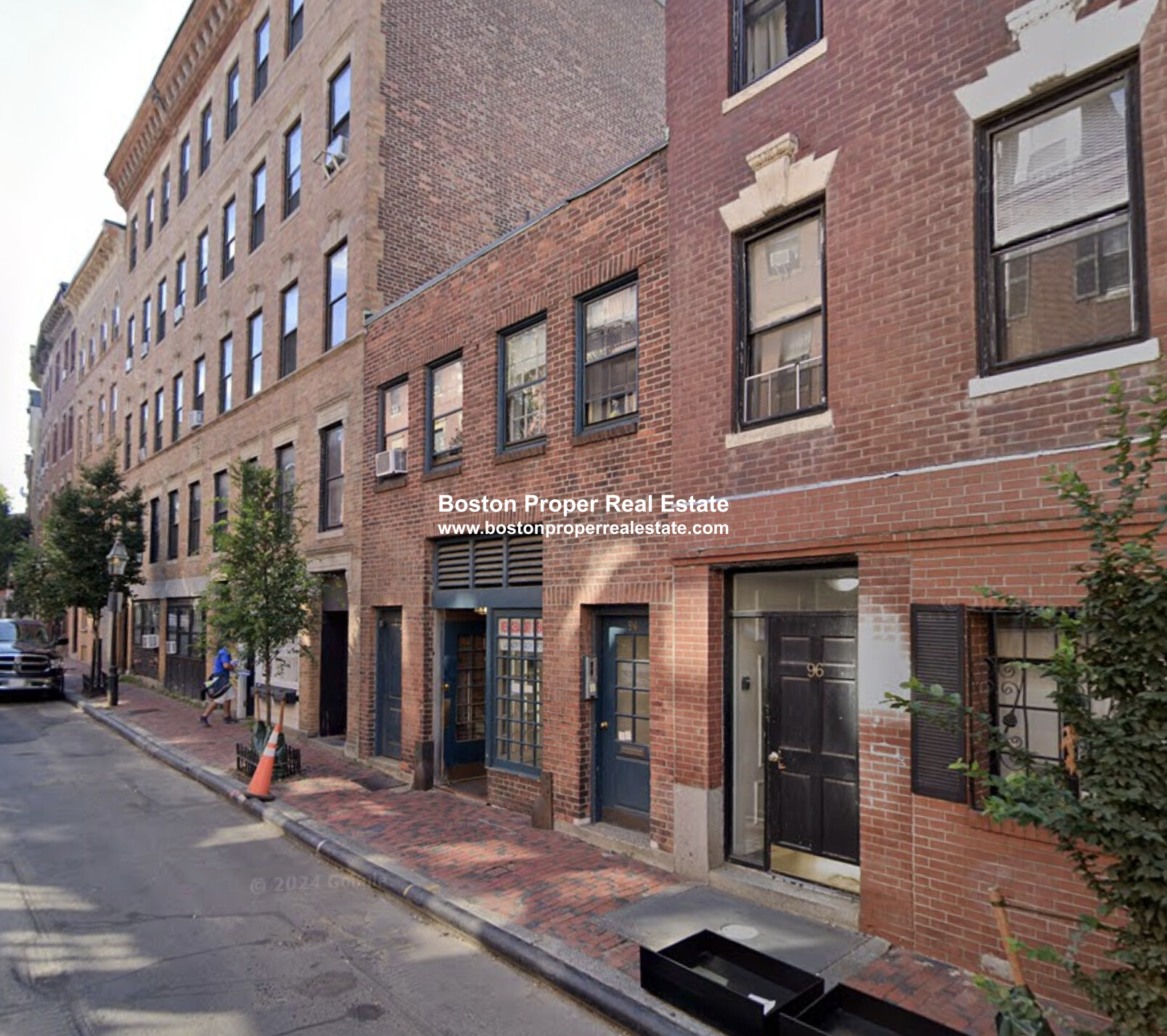 94 West Cedar St, Beacon Hill