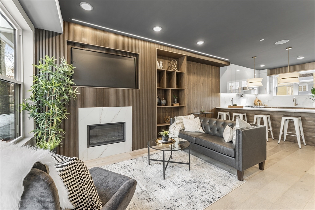 1 Cedar St, North Cambridge