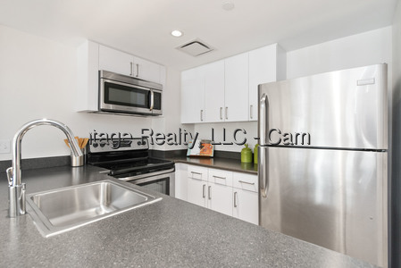 295 Harvard St, Mid-Cambridge