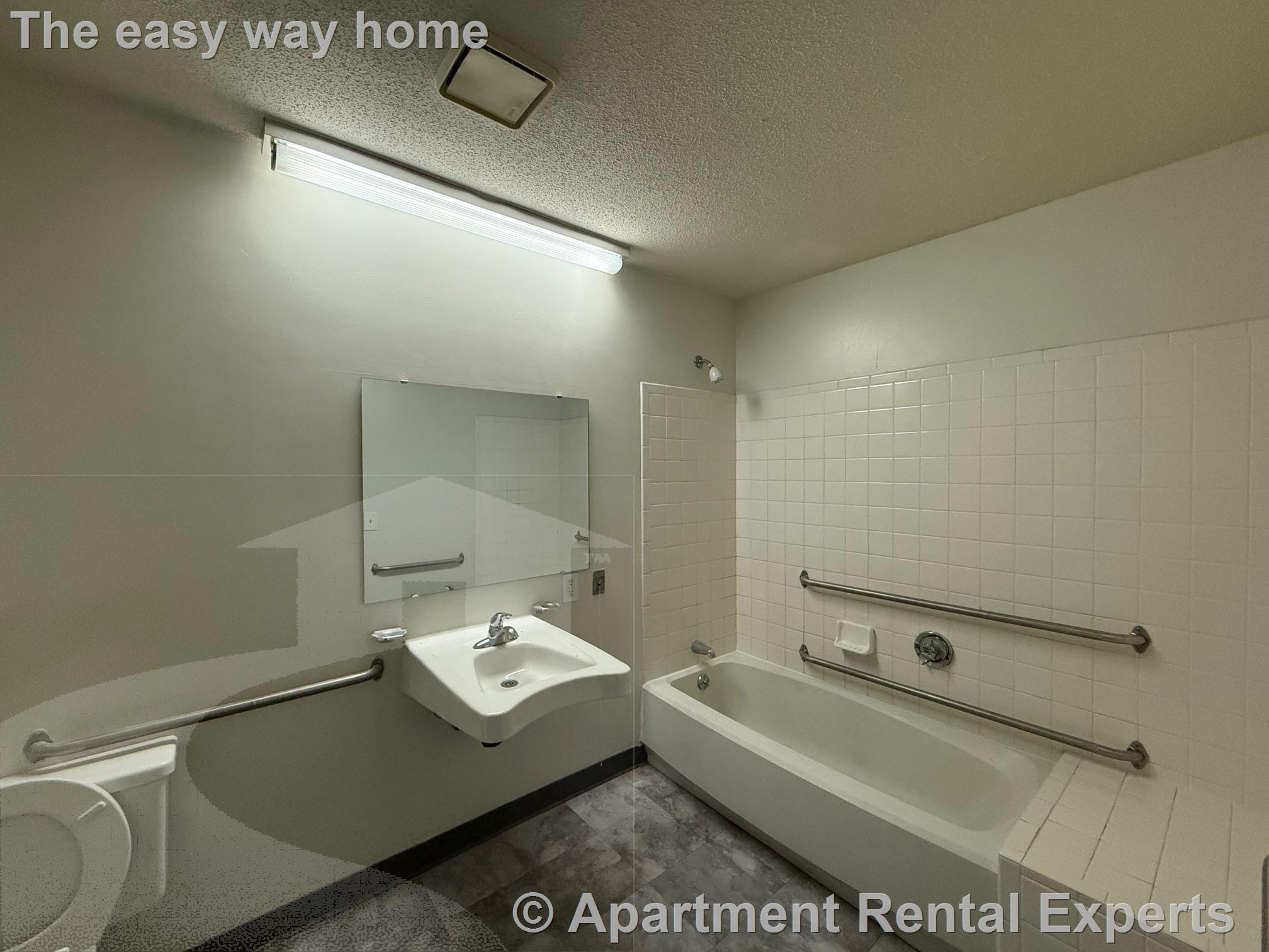 99 Florence St, Malden Center