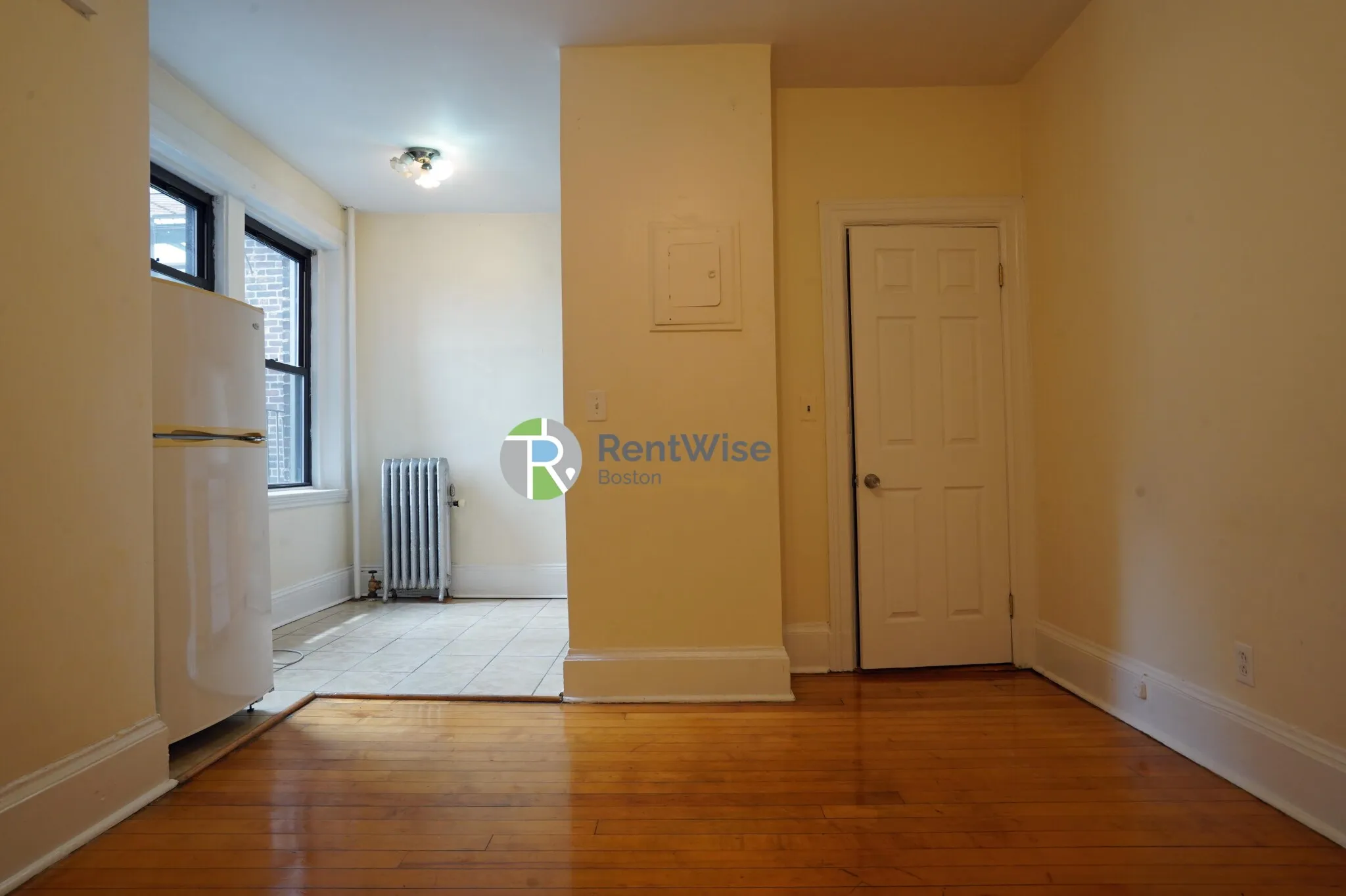 1216 Commonwealth Ave, Brighton