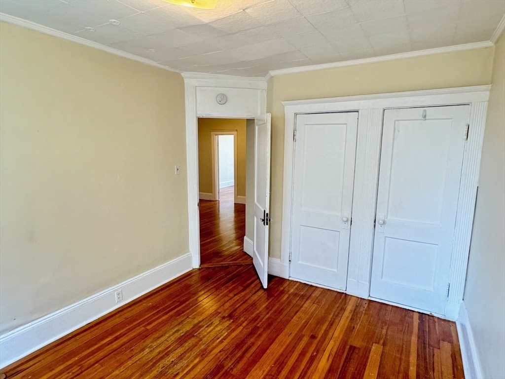 1682 Commonwealth Ave, Brighton