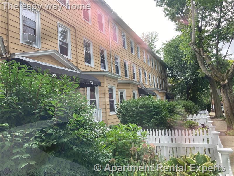 22 Cogswell Ave, Porter Square