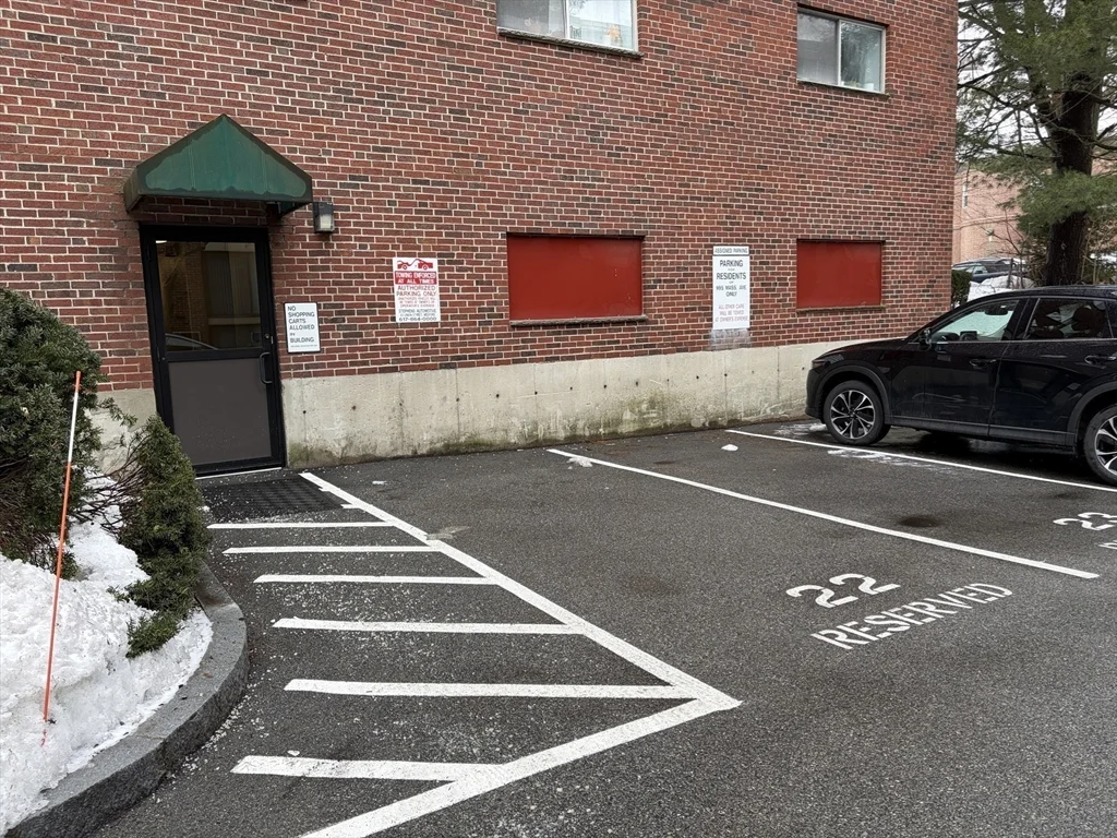 995 Mass Ave, Arlington