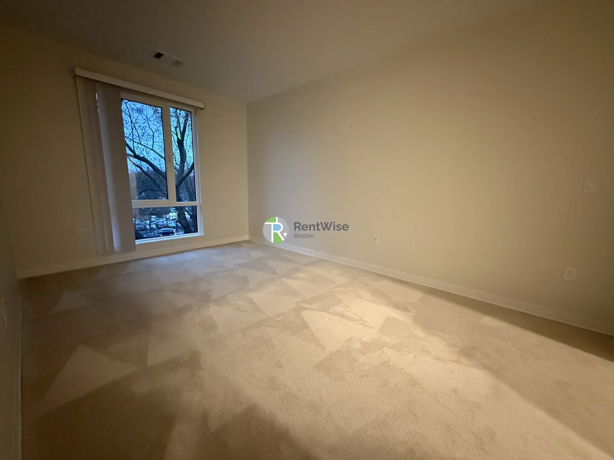 289 Walk Hill St, Roslindale