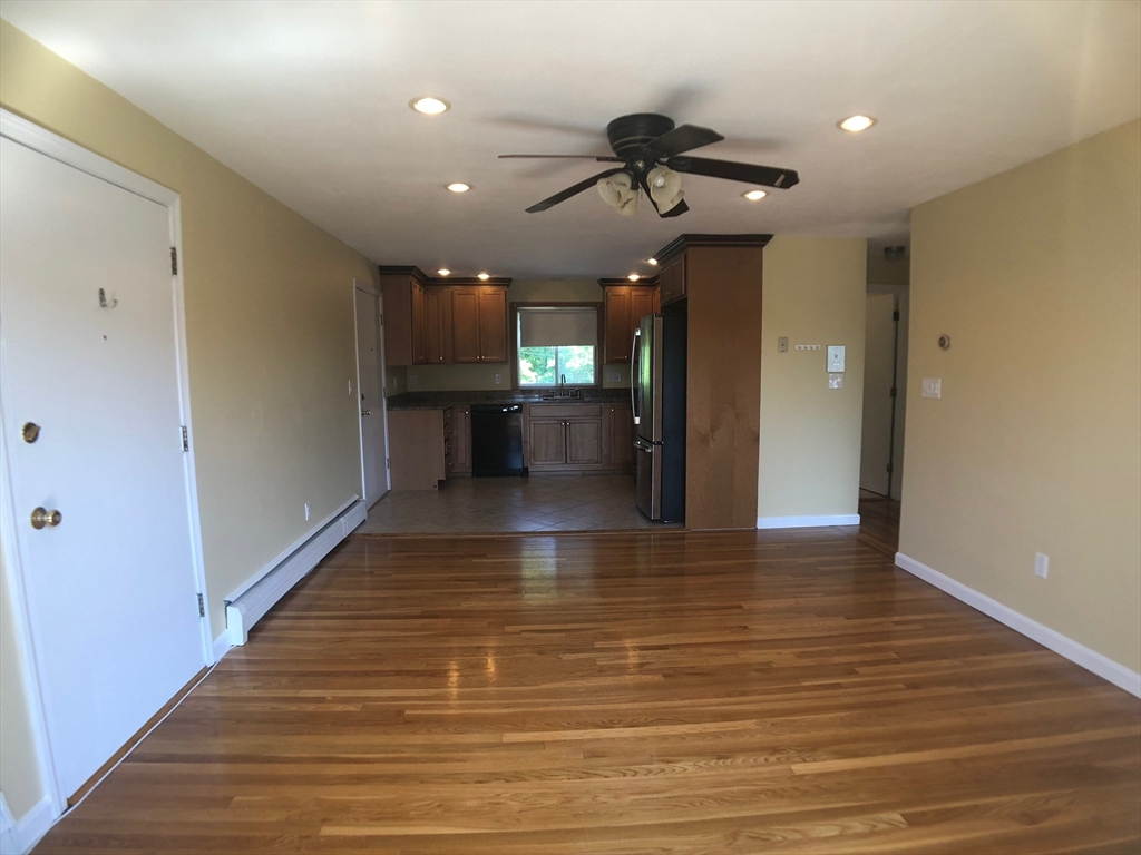 81 Lionel Ave, Waltham