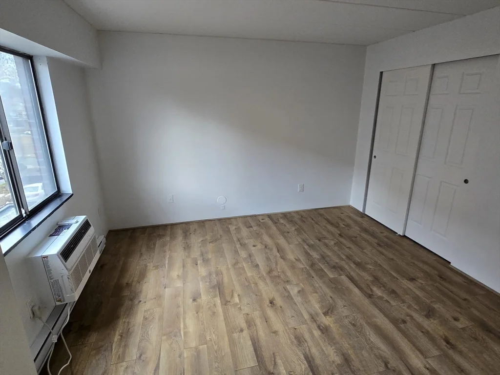 125 Pleasant St, Coolidge Corner