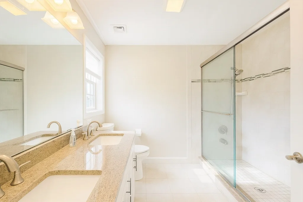 46 Wellington St, Waltham