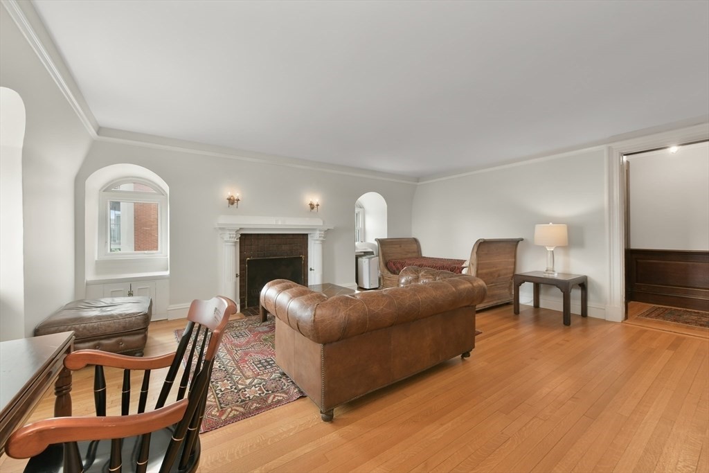 334 Beacon St, Back Bay