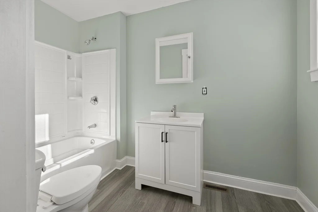 275 Market St, Rockland