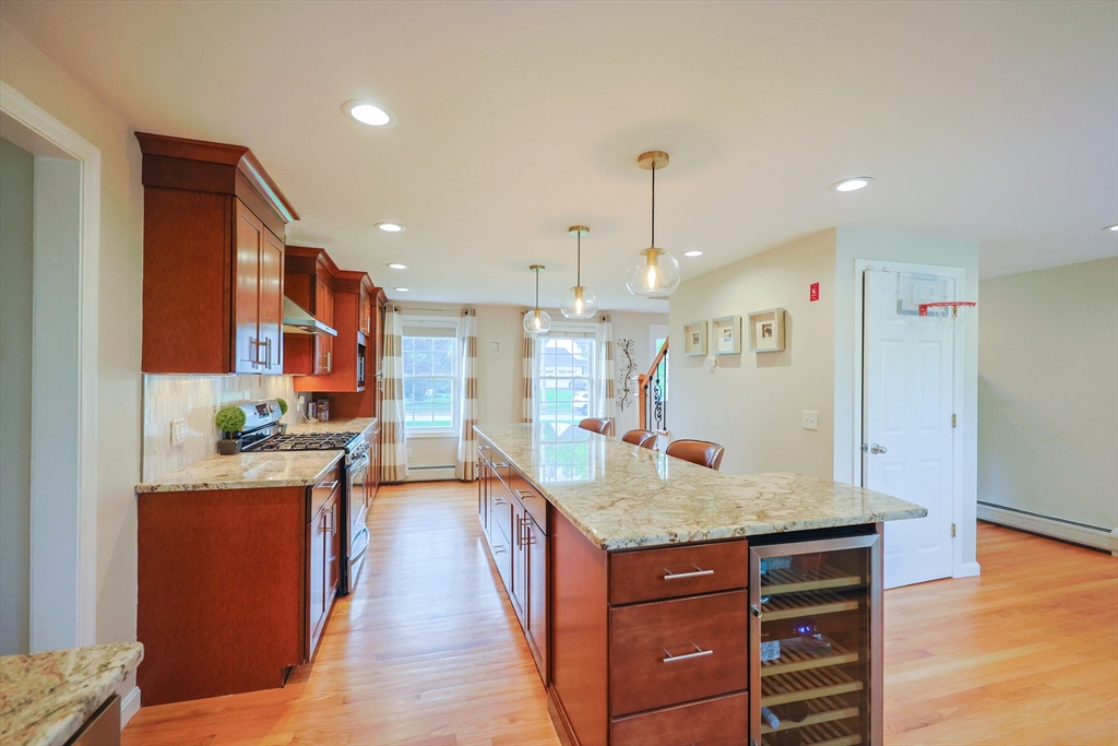 52 Galway Dr, North Attleboro