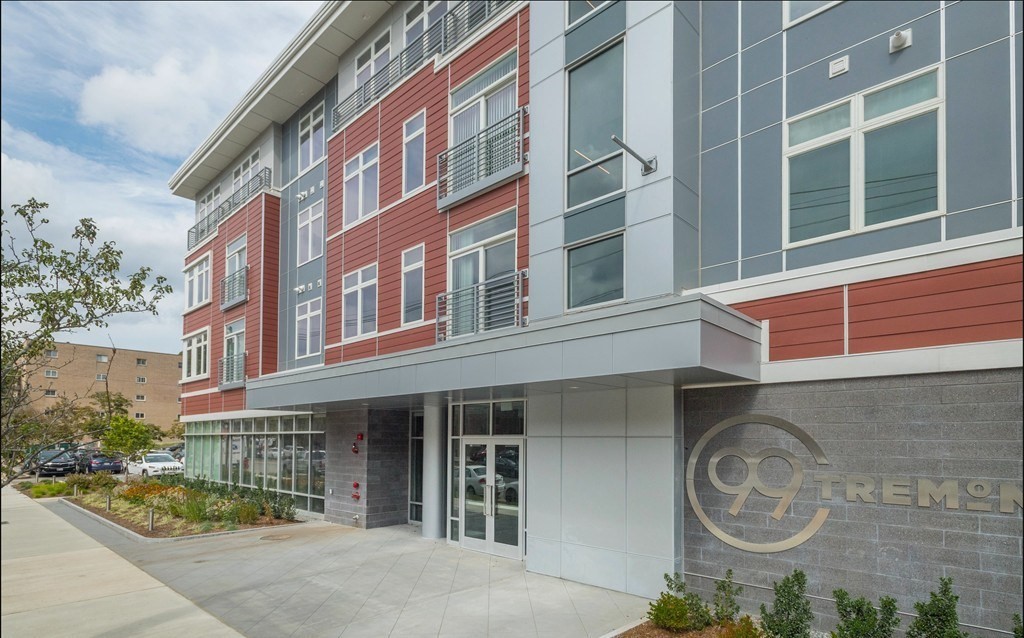 99 Tremont St, Brighton