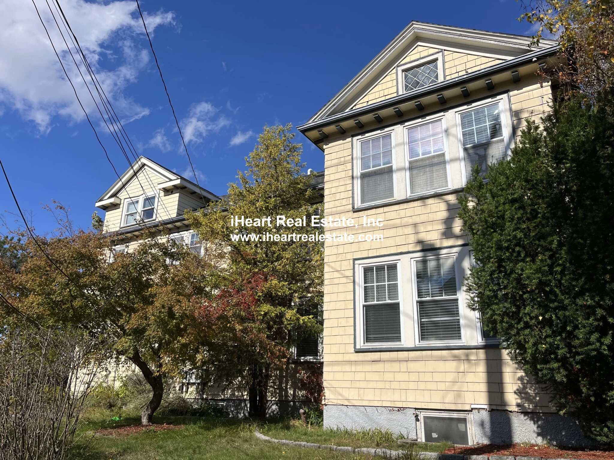 65-67 Saint James Circle, Hunnewell Hill