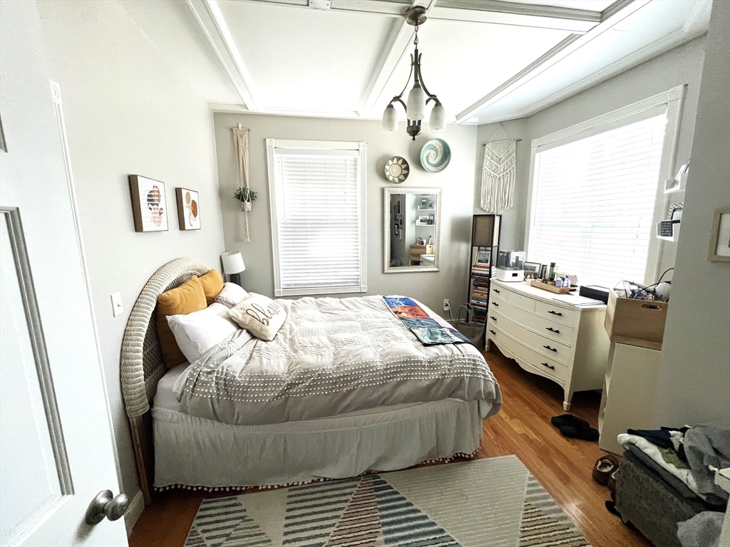 123 Forest St, Medford