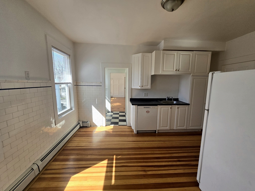 63 Stewart St, Quincy