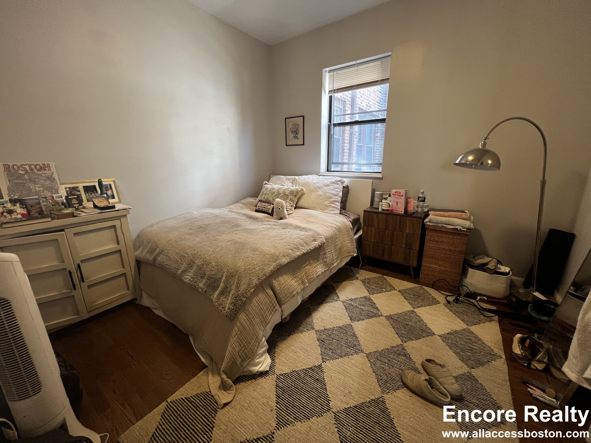 15 Stearns Rd, Coolidge Corner