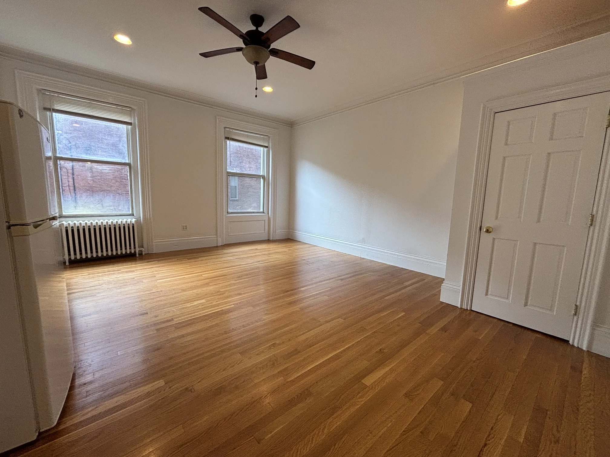 98 Charles St, Beacon Hill