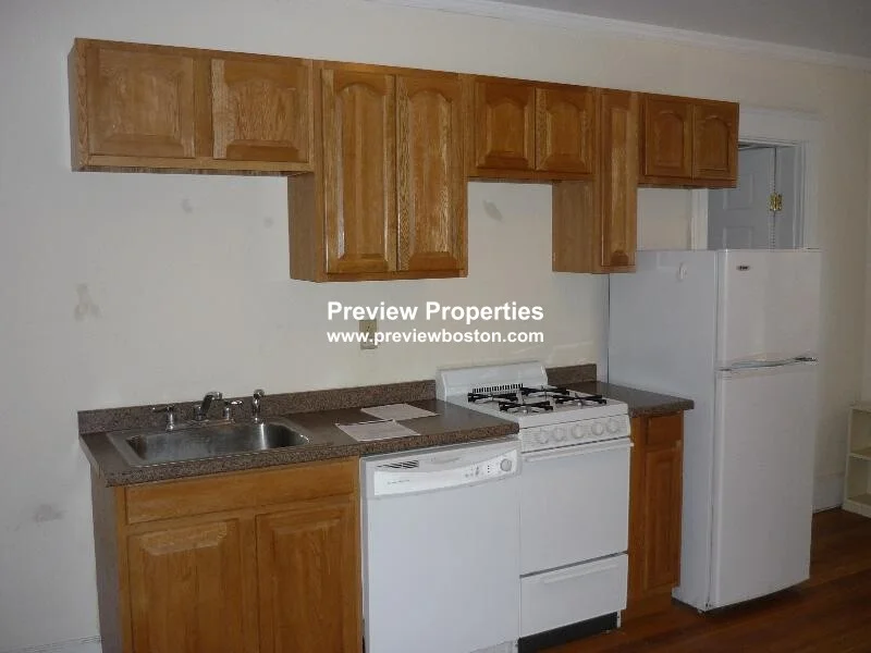 1615 Commonwealth Ave, Brighton