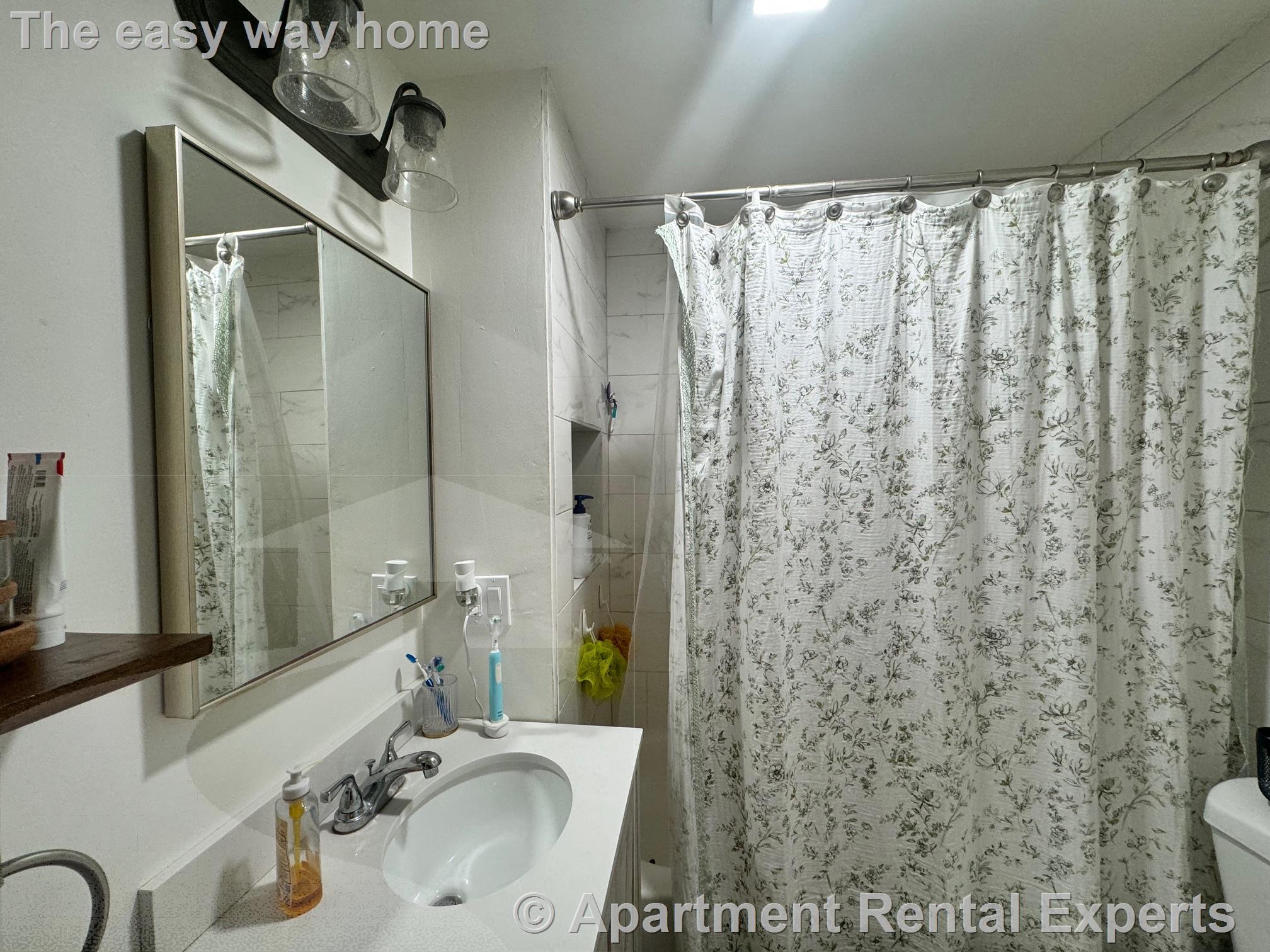 12 Allen St, Union Square