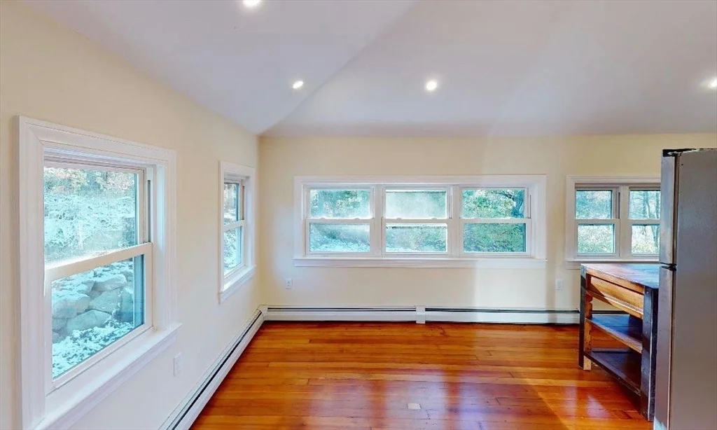 17 Lyndale Ave, West Gloucester