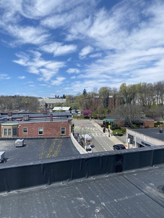 734 South St, Roslindale