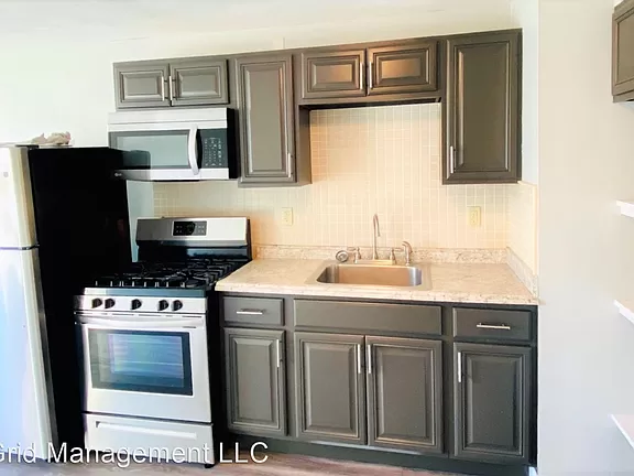 1 bed, 1 bath apartment for rent at 21 Eutaw St Unit 2, East Boston — photo 4 of 17