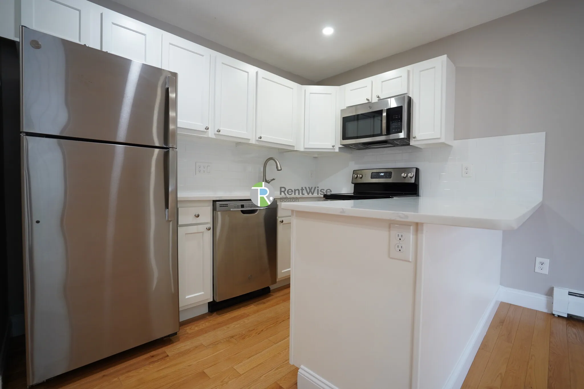 116 Tremont St, Brighton
