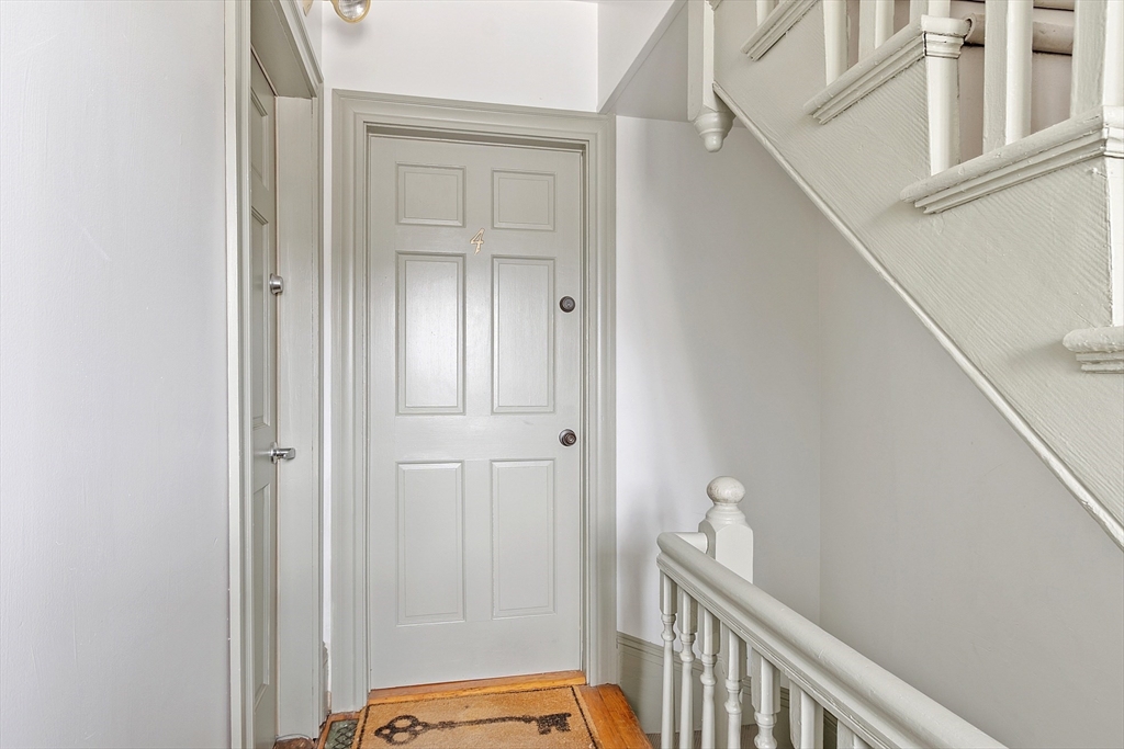 401 Cabot St, Beverly