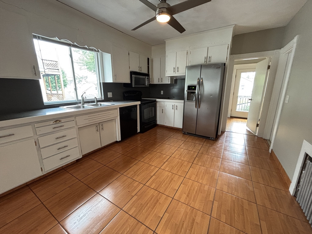 42 Bainbridge St, Malden