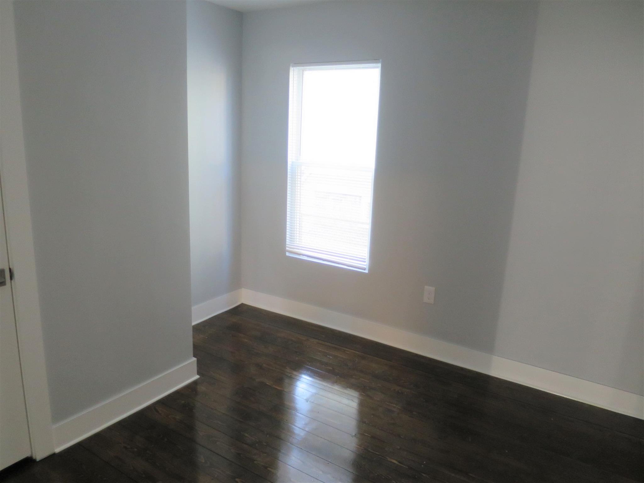 320 Beacon St, Ward Two