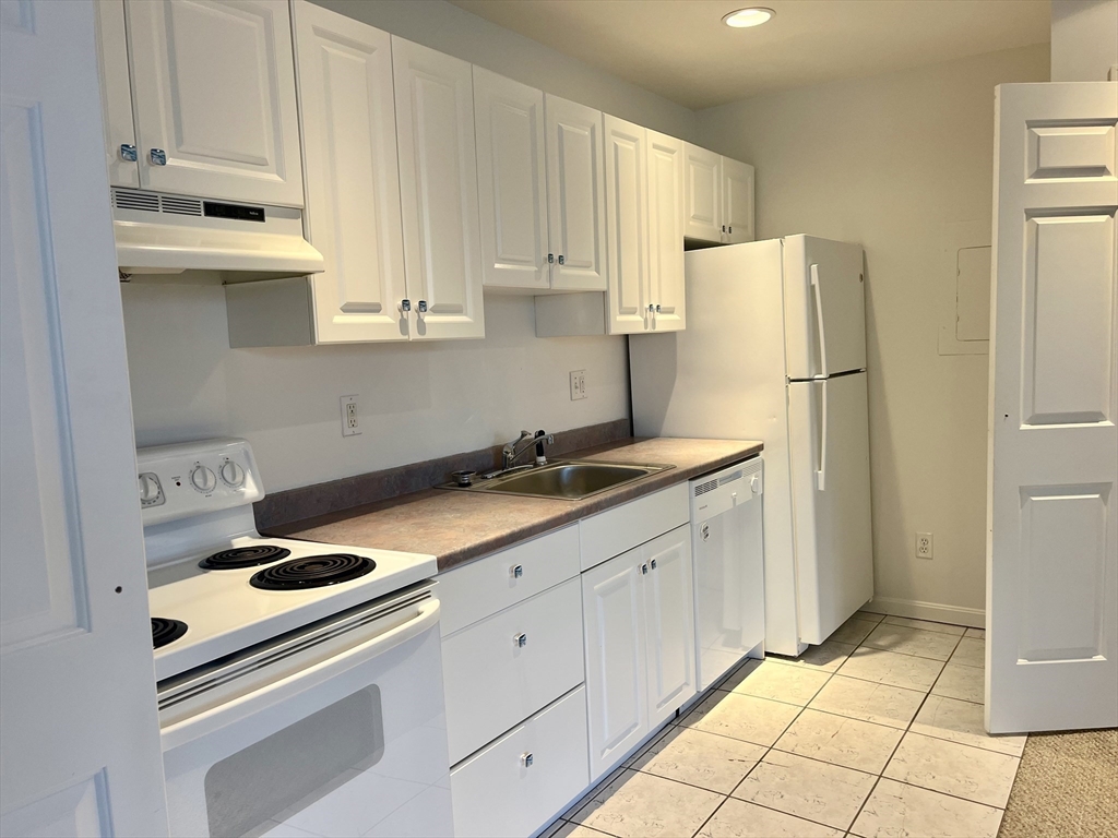 205 Chapin St, Southbridge