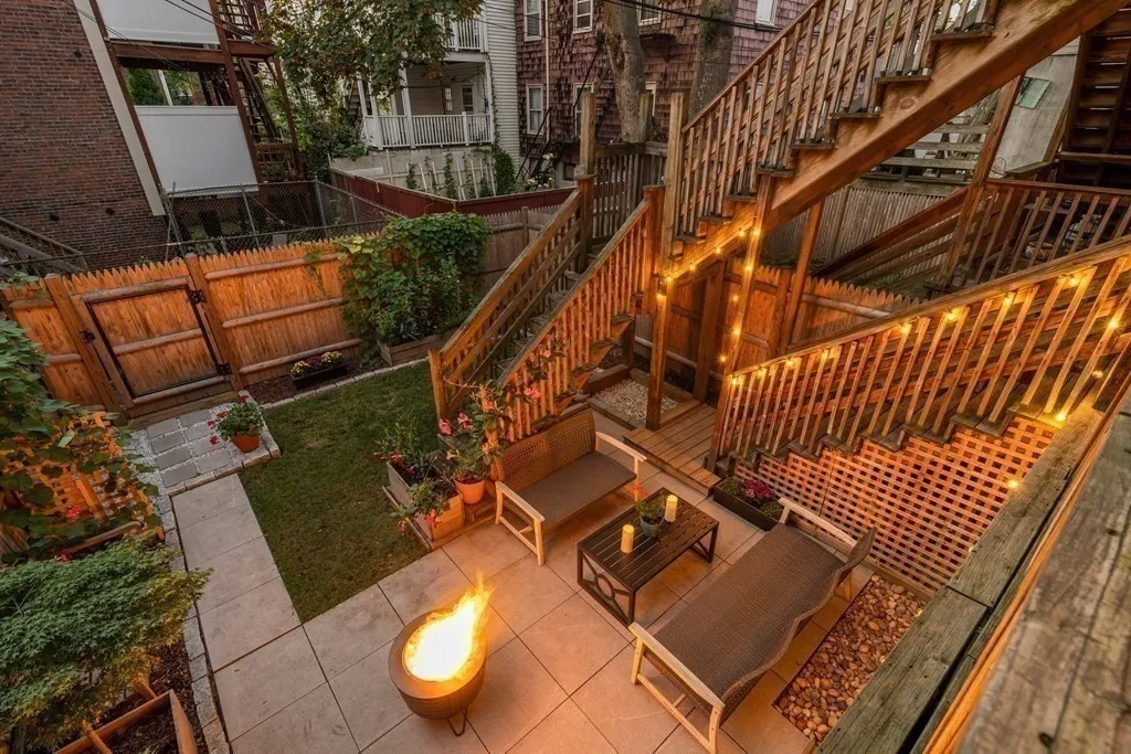 256 E St, South Boston