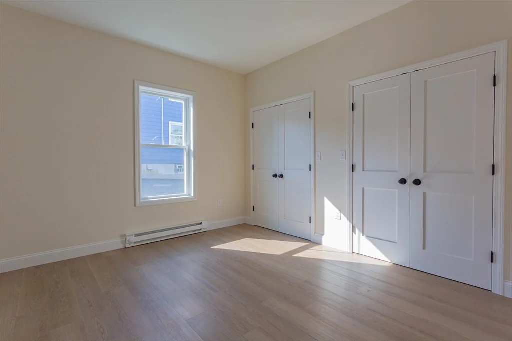 53 Tapley Ave, Revere