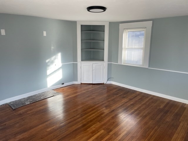 562 Lincoln Ave, Saugus