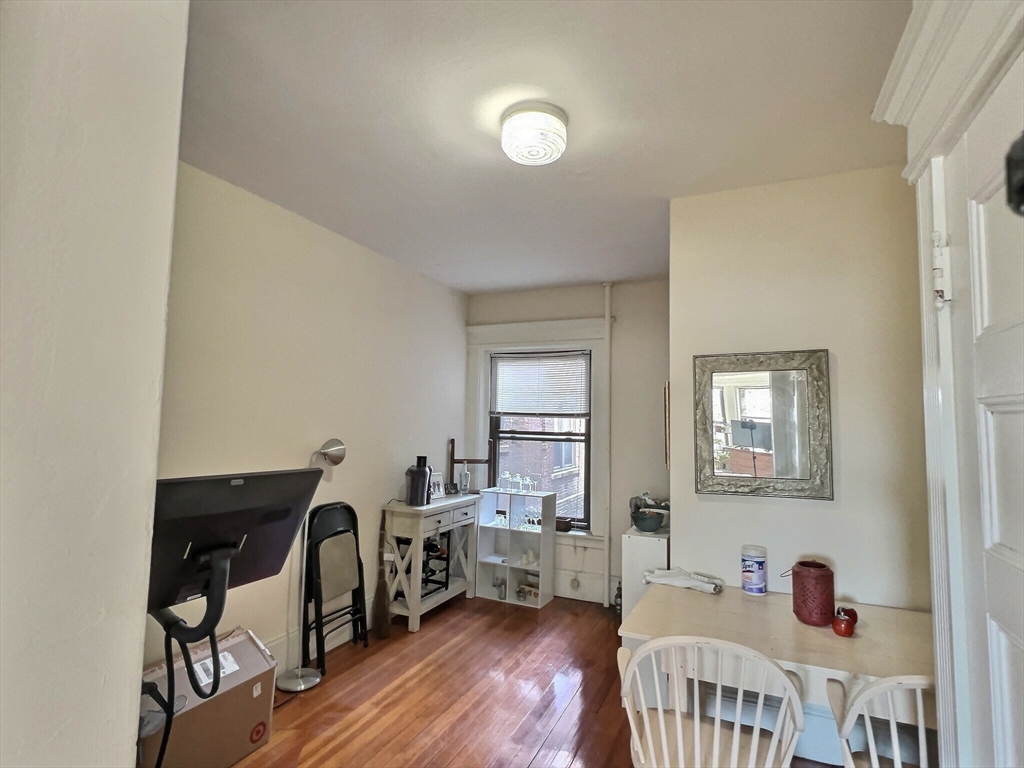 1382 Beacon, Coolidge Corner