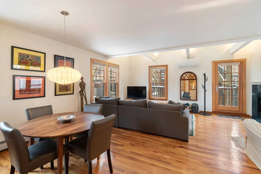 15 Mount Vernon St, Neighborhood Nine
