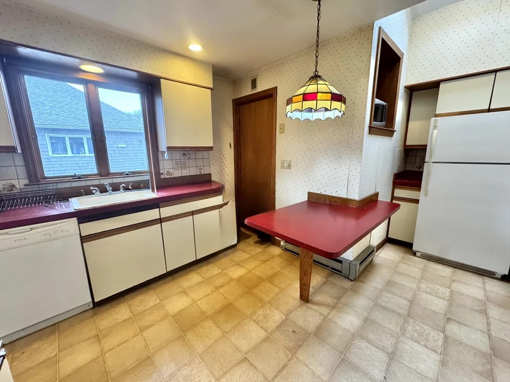 35 Flett Rd, Belmont