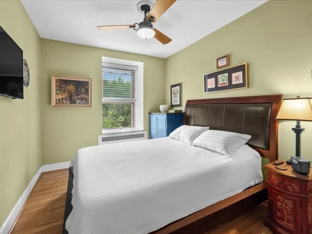 228 Commonwealth Ave, Back Bay