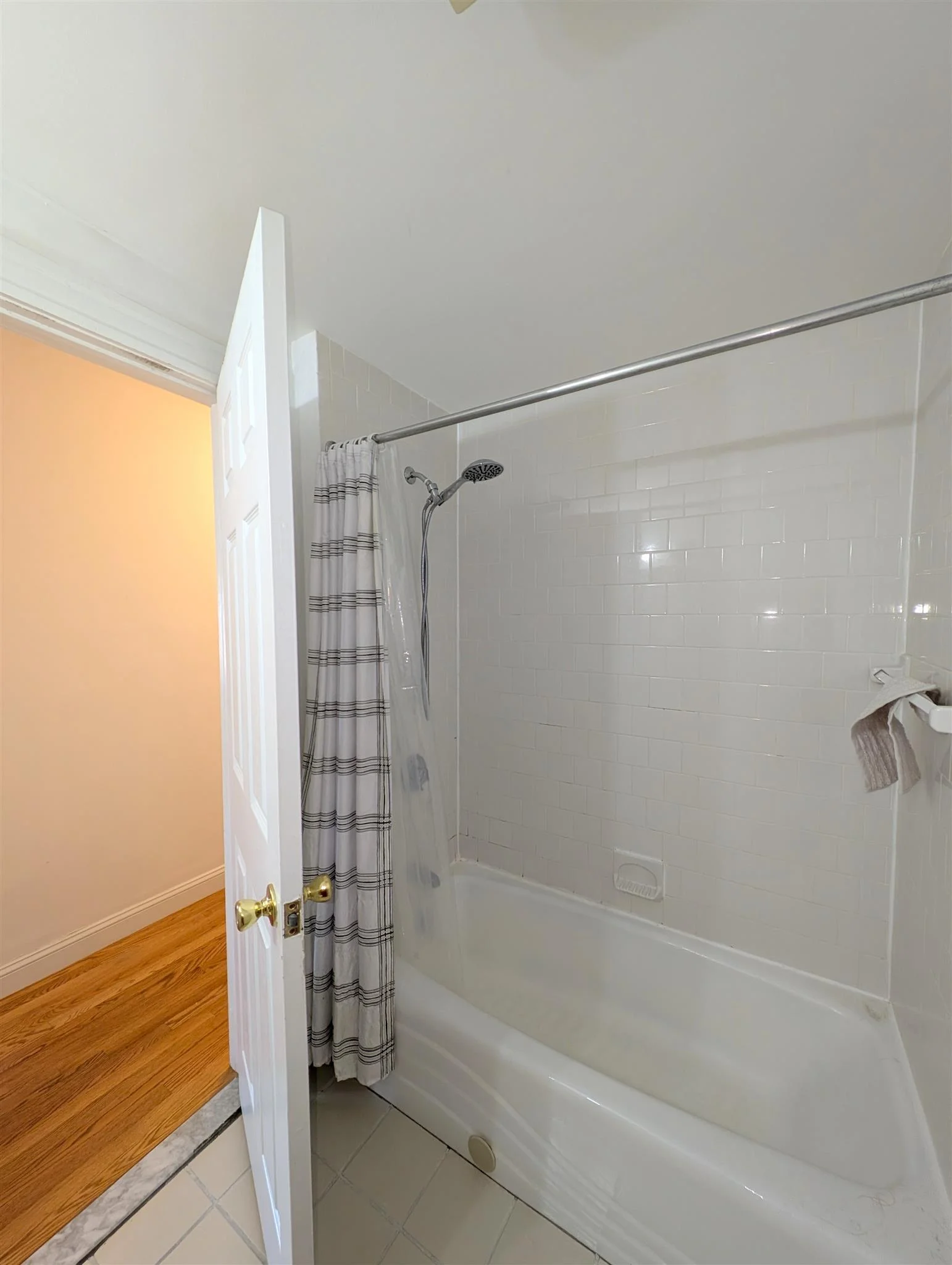 33 Roberts Rd, Mid-Cambridge
