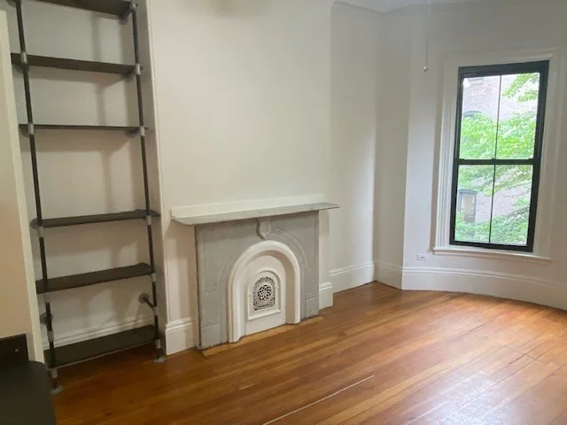 2 Wellington St, South End