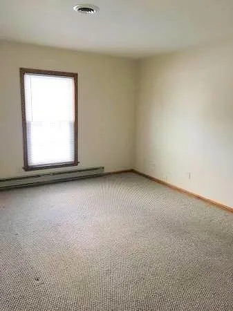 29 Leo Ln, Avon