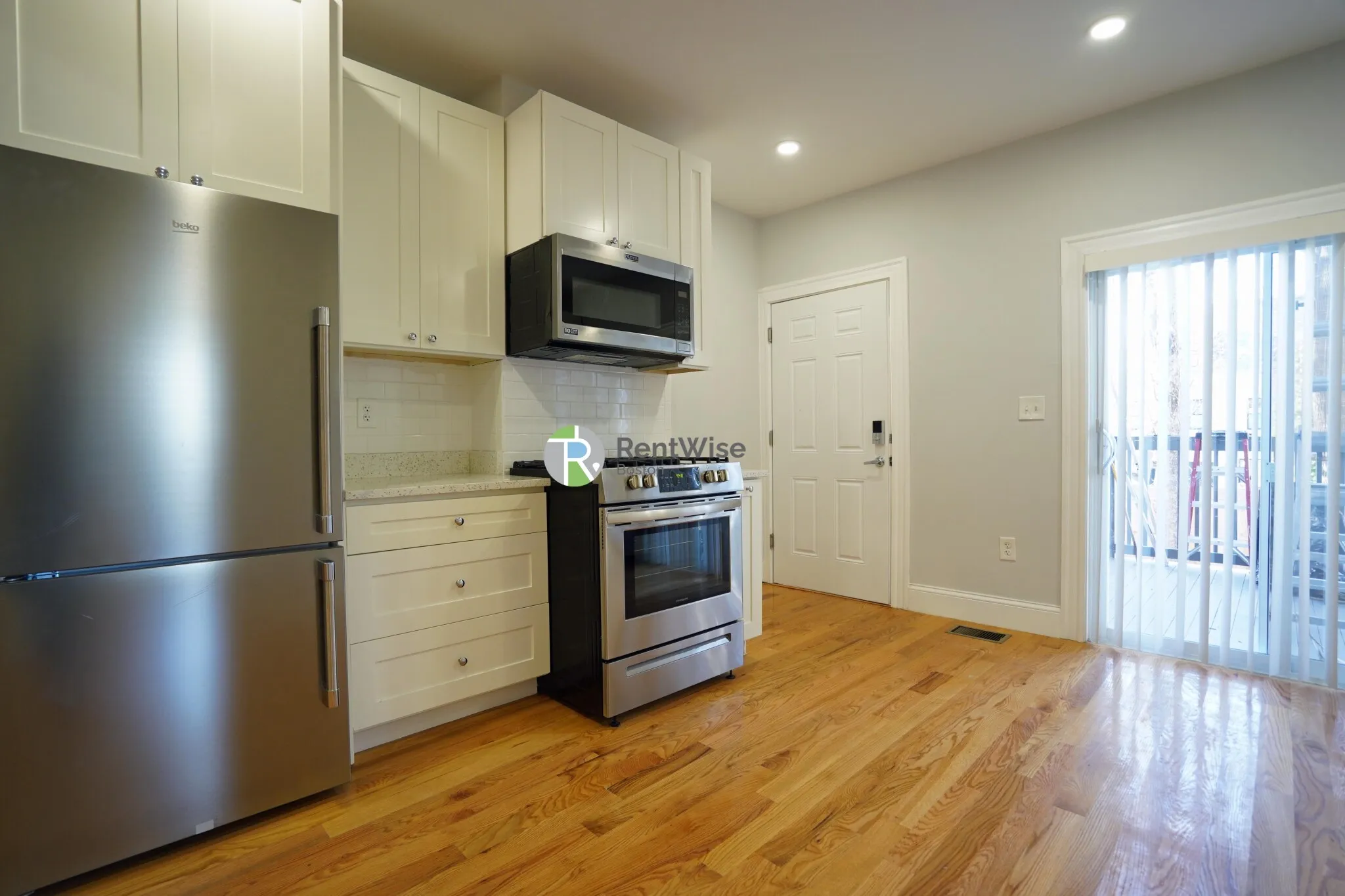 374 Oxford St, Baldwin