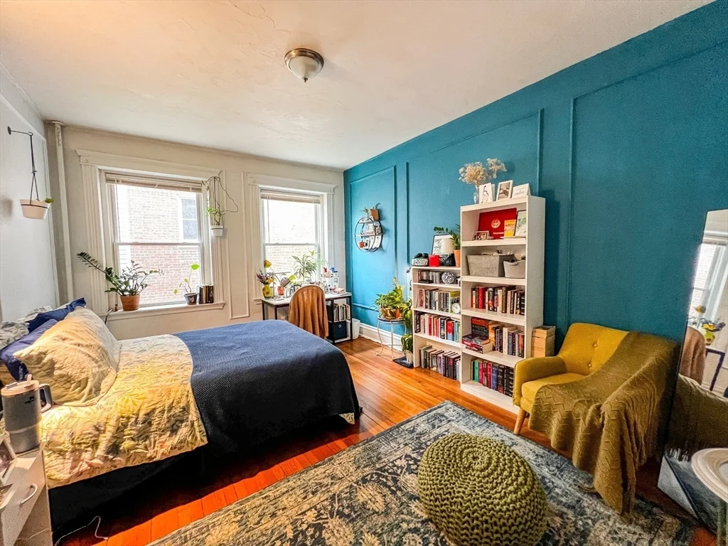 144 Coolidge St, Coolidge Corner