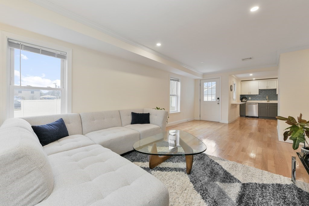 52 High St, Woburn Highlands